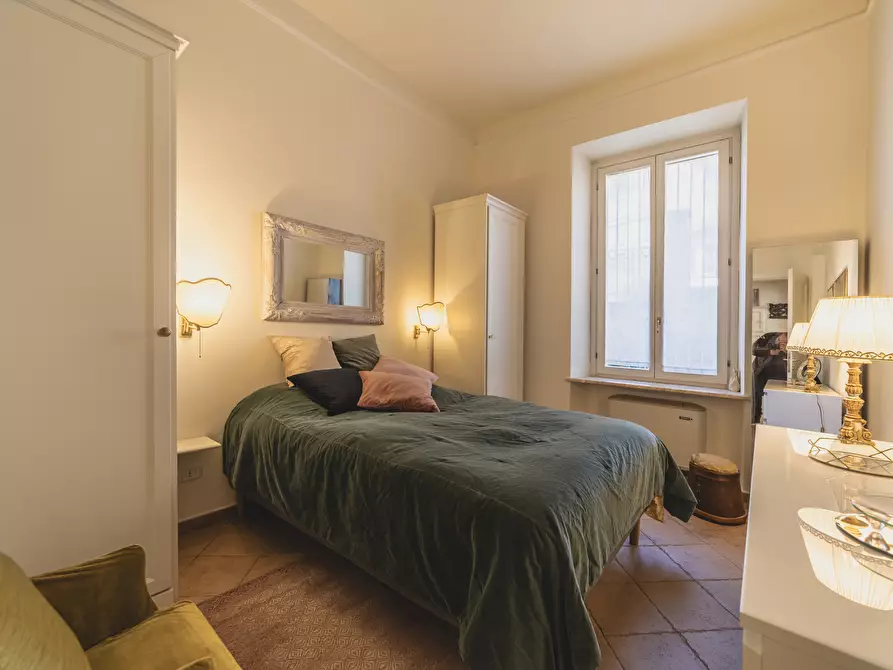 Immagine 15 di Bilocale in vendita  in Viale Nazario Sauro 5 a Siena