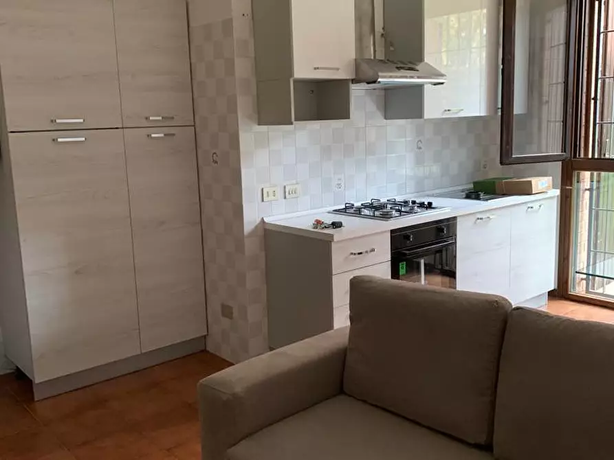 Immagine 1 di Bilocale in affitto  a Mirandola