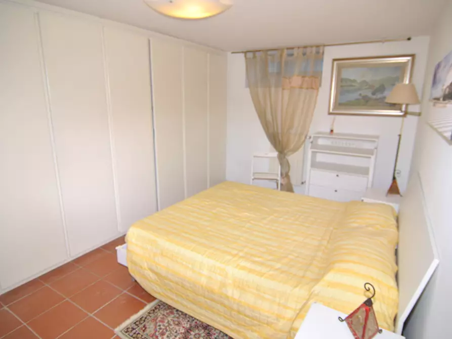 Immagine 31 di Villetta a schiera in affitto  in Via del Pino 18 a Livorno