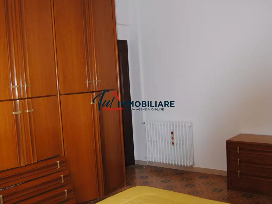 Immagine 28 di Pentalocale in vendita  in Viale Cassa di Risparmio 37 a Livorno