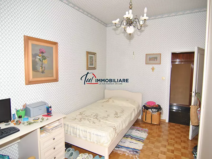 Immagine 14 di Pentalocale in vendita  in Viale Fabbricotti 106 a Livorno