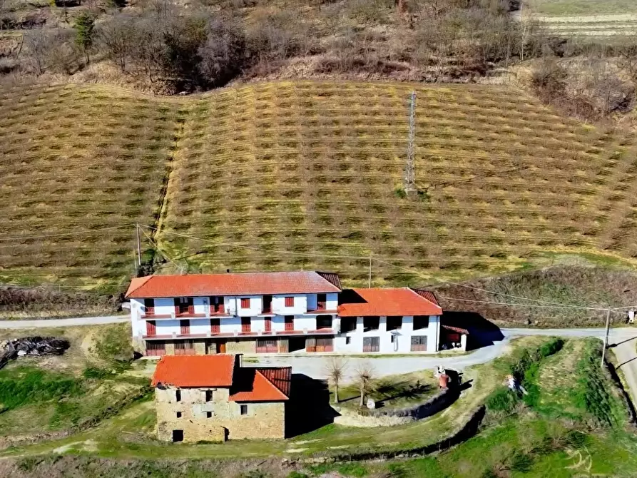 Immagine 1 di Rustico / casale in vendita  in Frazione Robertiero 14 a Gorzegno