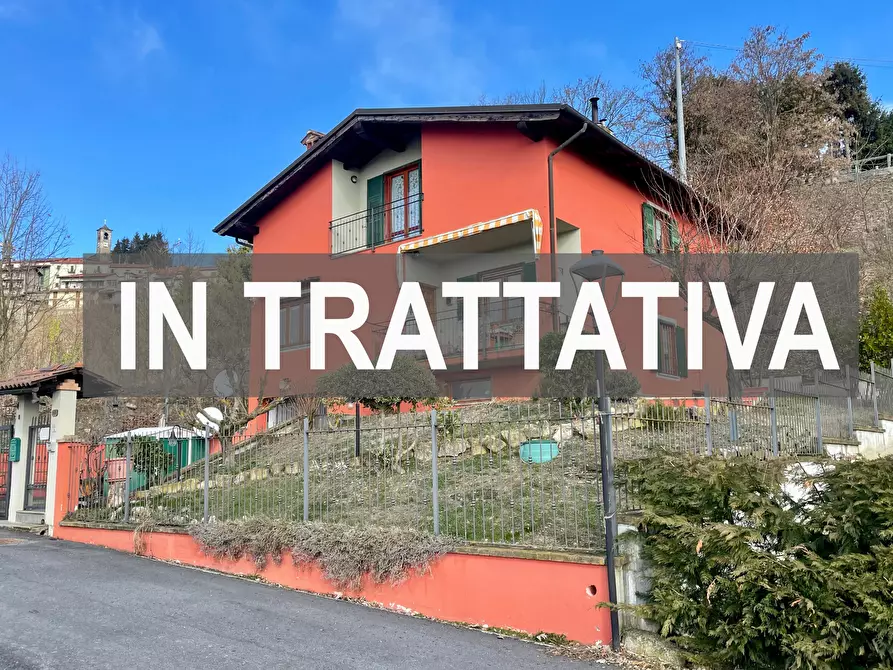 Immagine 1 di Villa in vendita  in Via Arezzana 3 a Mombarcaro