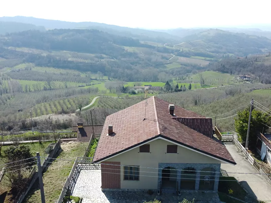 Immagine 20 di Villa in vendita  in via bricco broncio a Serravalle Langhe