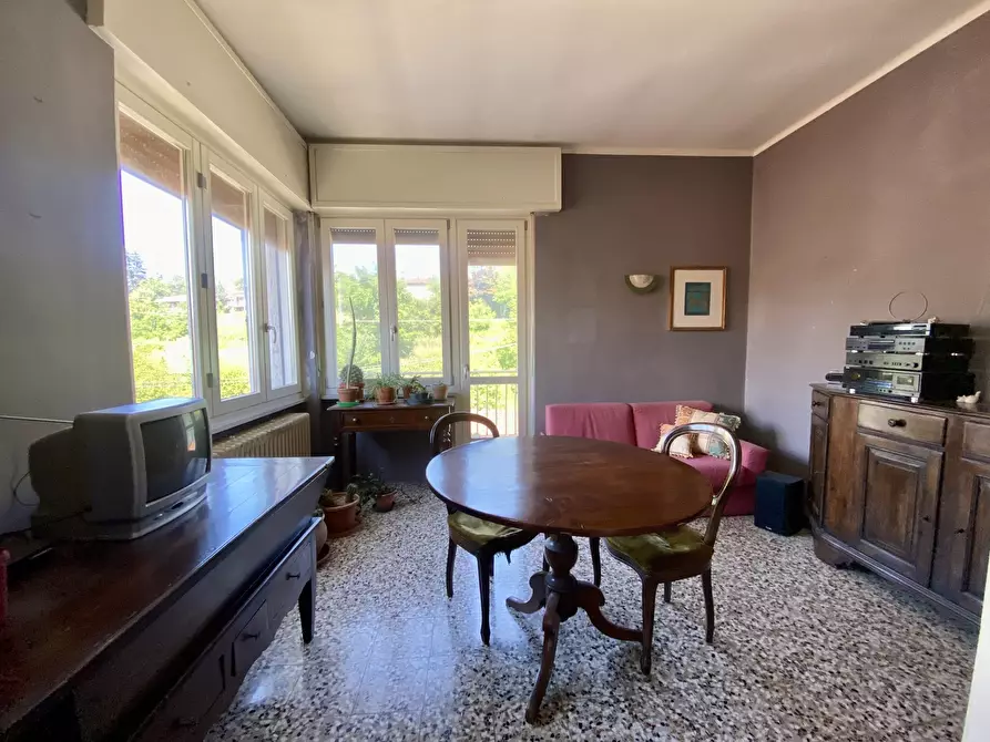 Immagine 15 di Trilocale in vendita  in SP661 16 a Monchiero