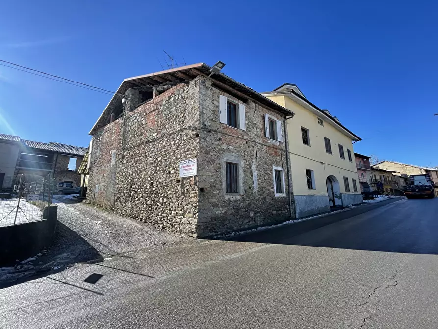 Immagine 1 di Porzione di casa in vendita  in Via XX Settembre 304 a Niella Tanaro