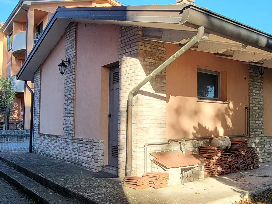 Immagine 57 di Villa in vendita  in Strada Cornazzano 3 a Sissa Trecasali