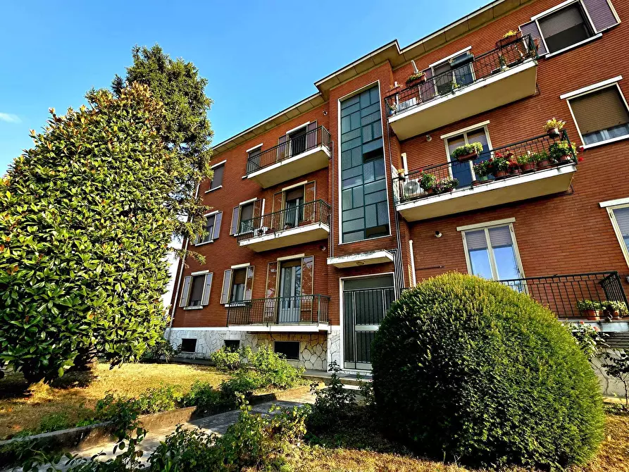 Immagine 1 di Trilocale in vendita  in VIALE DELLE ESPOSIZIONI 83 a Parma