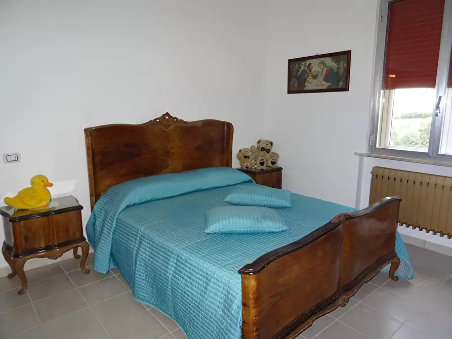 Immagine 35 di Casa indipendente in vendita  a Trecastelli