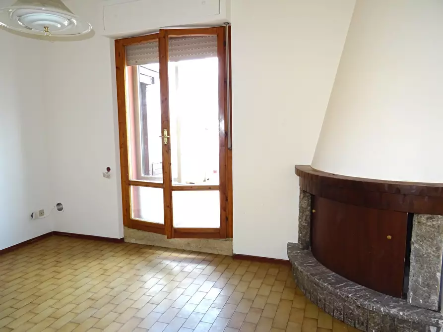 Immagine 3 di Quadrilocale in vendita  a Serra De' Conti