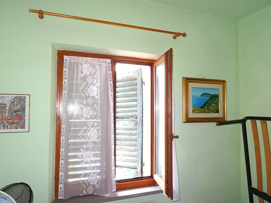 Immagine 21 di Trilocale in vendita  a Falconara Marittima