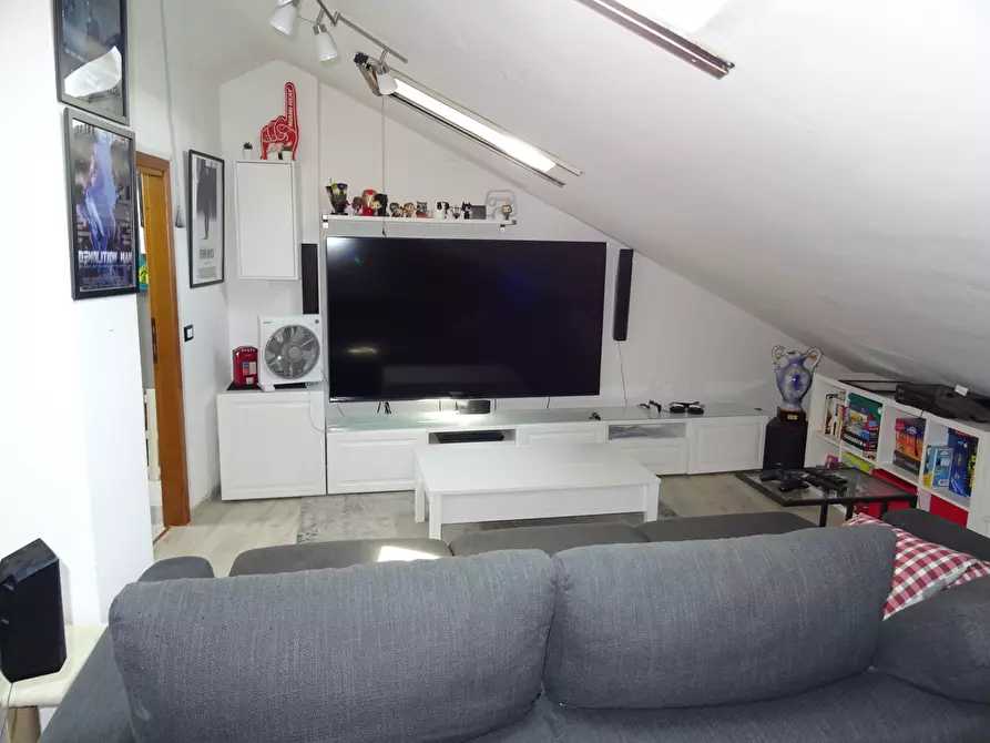 Immagine 18 di Trilocale in vendita  a Senigallia