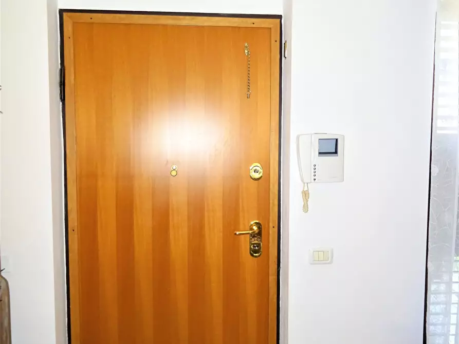 Immagine 23 di Trilocale in vendita  a Trecastelli