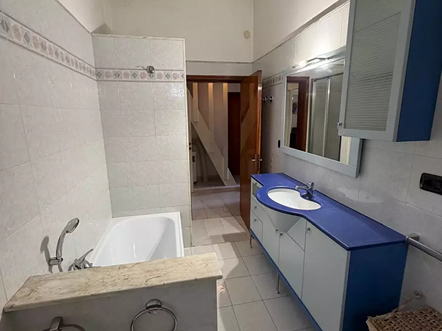 Immagine 24 di Appartamento in vendita  in Viale IV Novembre 85 a Senigallia