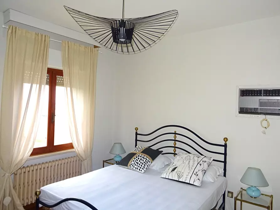 Immagine 22 di Attico in vendita  a Ostra