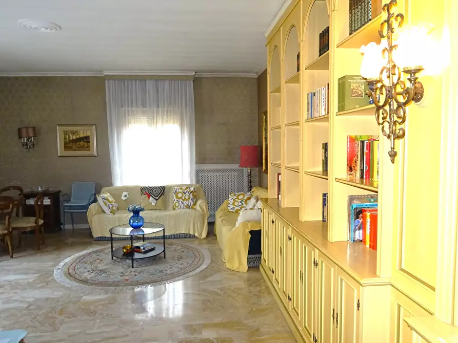 Immagine 3 di Attico in vendita  a Ostra