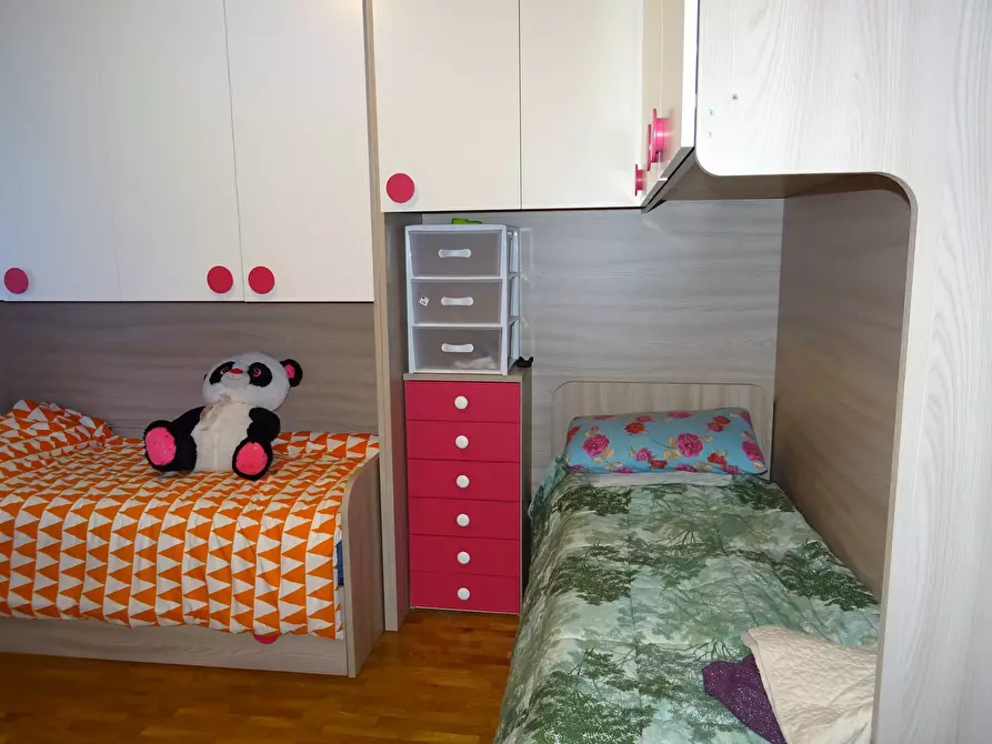 Immagine 9 di Appartamento in vendita  a Senigallia