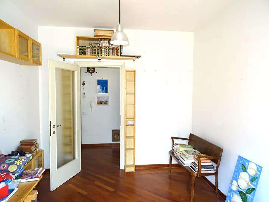 Immagine 9 di Trilocale in vendita  a Senigallia