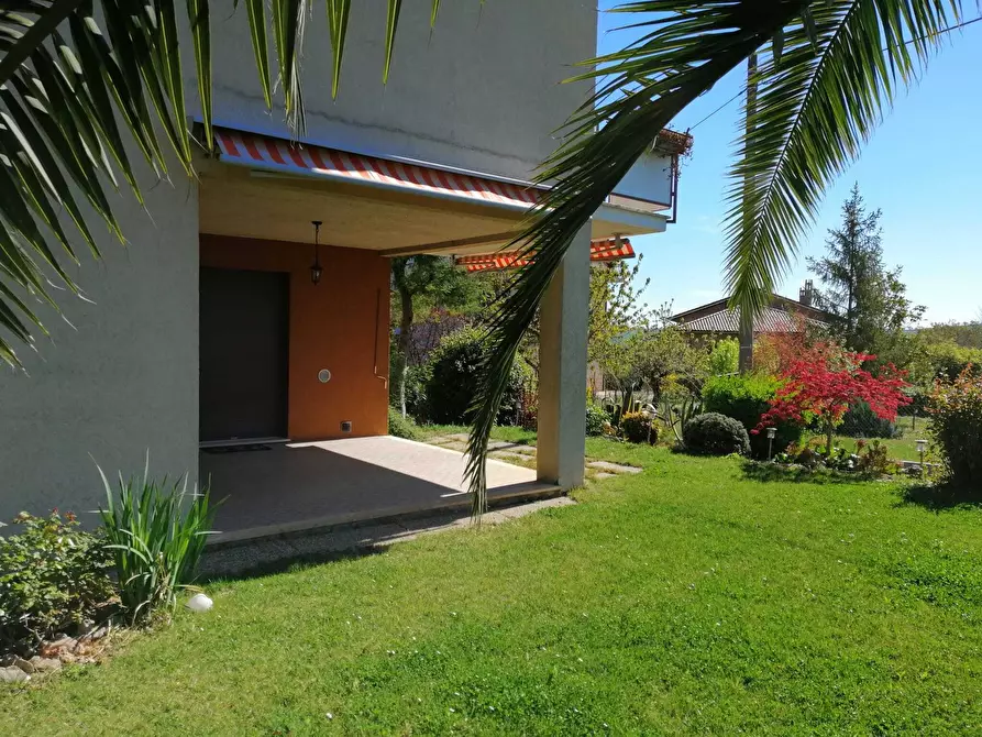 Immagine 6 di Casa bifamiliare in vendita  a Corinaldo