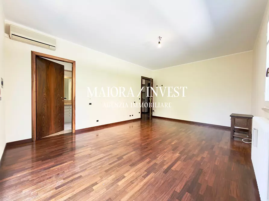 Immagine 24 di Pentalocale in vendita  in Via Trento 91 a San Benedetto Del Tronto