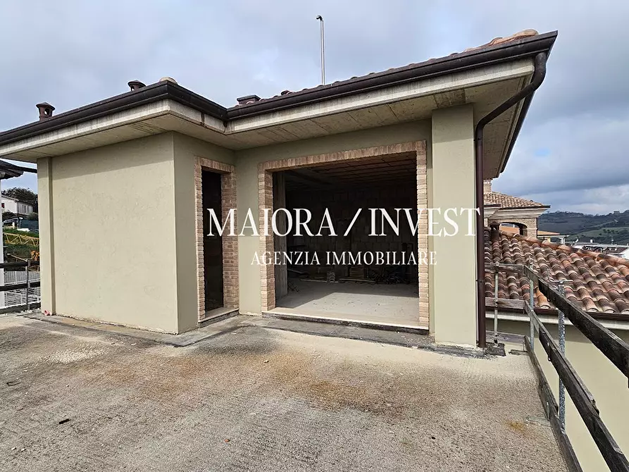 Immagine 19 di Villa in vendita  a Monteprandone