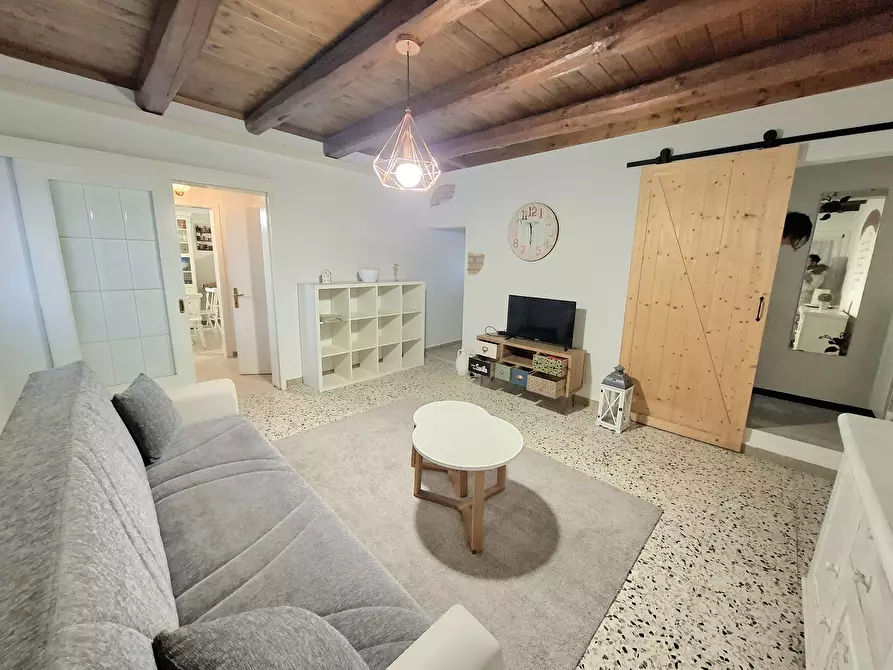 Immagine 8 di Casa bifamiliare in vendita  in Via Veniera 24 a Rovigo