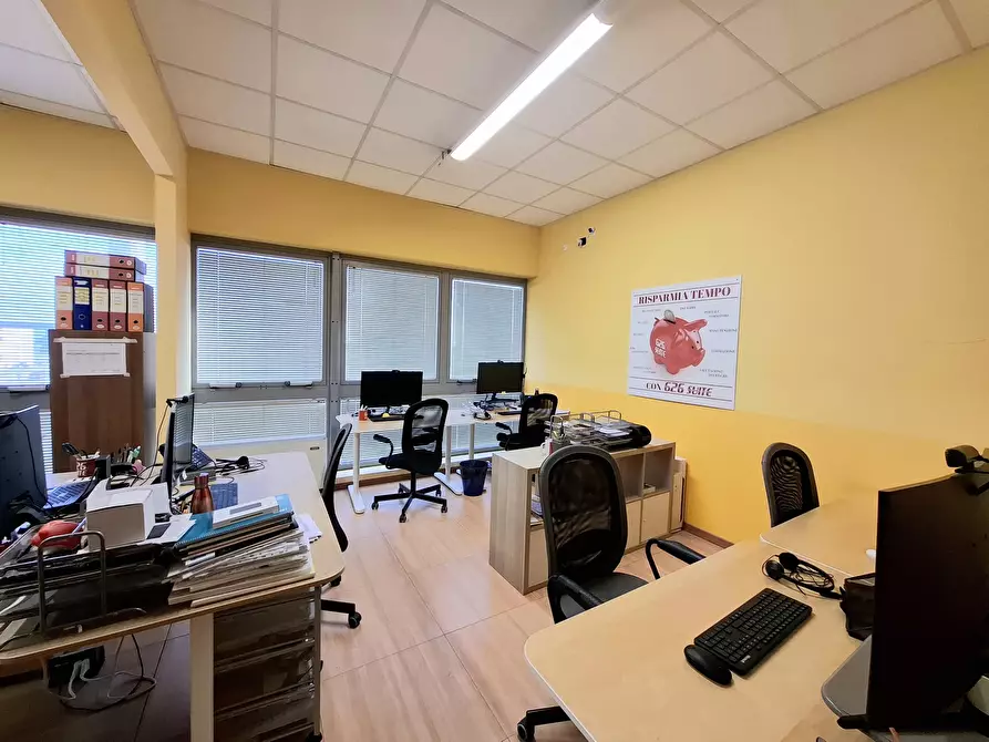Immagine 5 di Ufficio in affitto  in Via del Commercio 71 a Rovigo