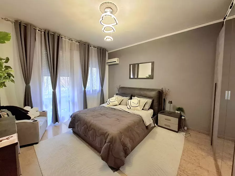 Immagine 9 di Trilocale in vendita  in Via Giosuè Carducci 53 a Rovigo