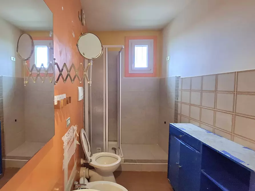 Immagine 17 di Trilocale in vendita  in Via della Costituzione 18A a Rovigo