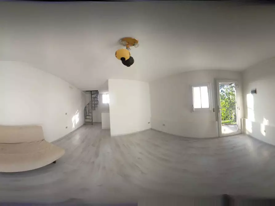 Immagine 2 di Casa indipendente in vendita  a Silvi