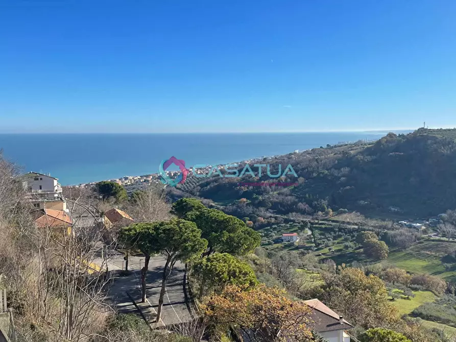 Immagine 29 di Trilocale in vendita  a Silvi