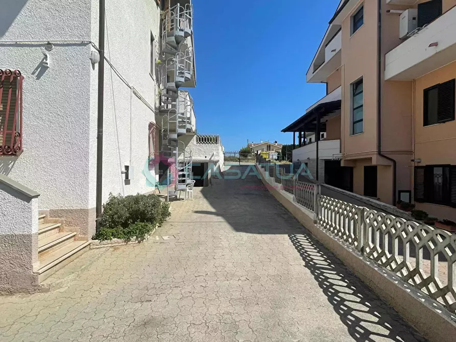 Immagine 45 di Casa indipendente in vendita  a Silvi