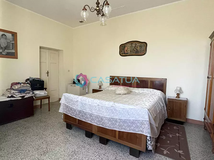 Immagine 17 di Rustico / casale in vendita  a Loreto Aprutino