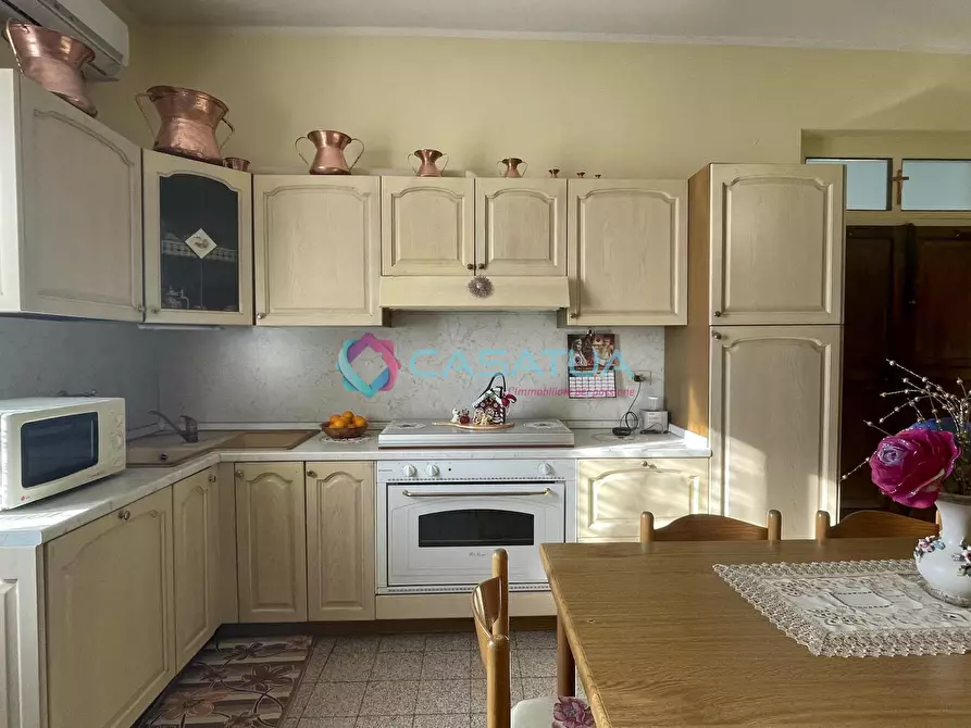 Immagine 10 di Rustico / casale in vendita  a Loreto Aprutino