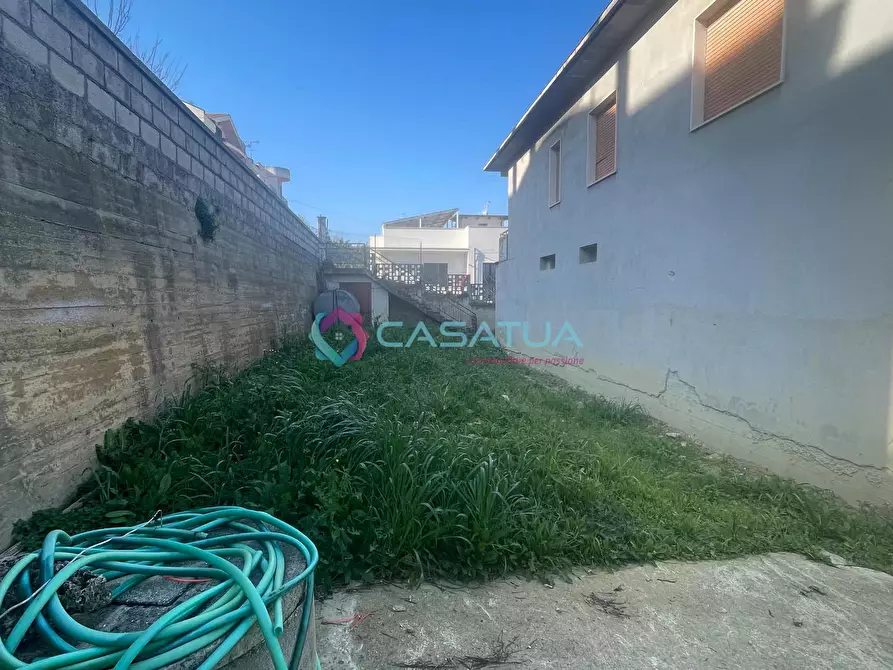 Immagine 95 di Casa indipendente in vendita  a Montesilvano
