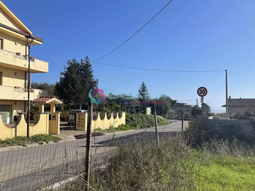 Immagine 29 di Terreno agricolo in vendita  a Silvi