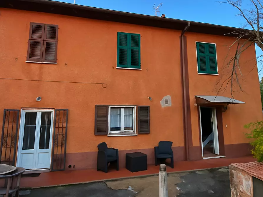 Immagine 1 di Casa bifamiliare in affitto  in Via Cisa Trav . 4 13 a Sarzana