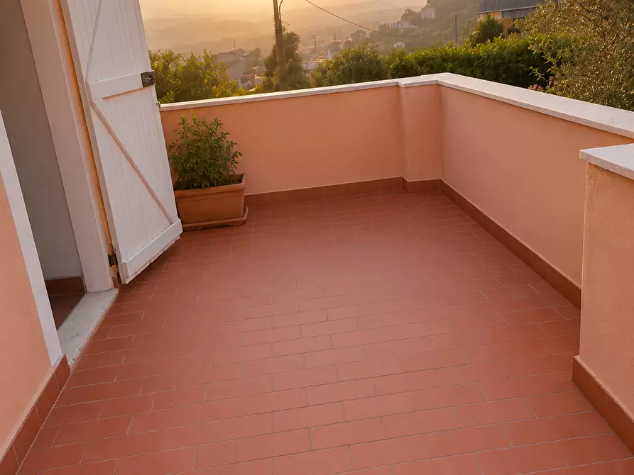 Immagine 13 di Rustico / casale in vendita  in Via Papa Giovanni XXIII 6 a Castelnuovo Magra