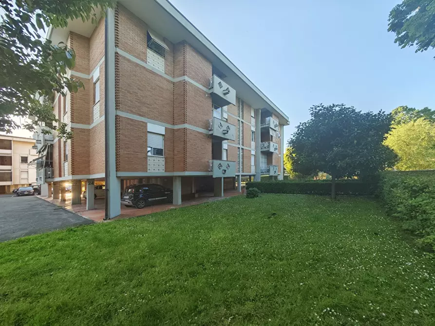 Immagine 52 di Quadrilocale in vendita  in Via Antonio Gramsci 31 a Ortonovo