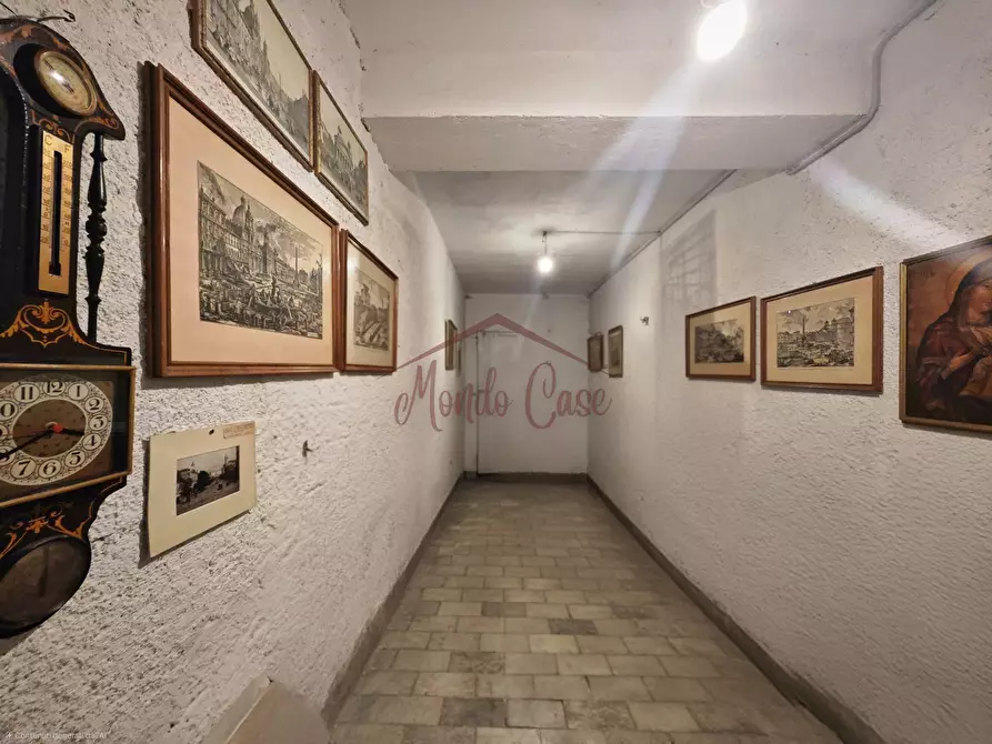 Immagine 63 di Attico in vendita  in Viale Eugenio Chiesa 21 a Massa