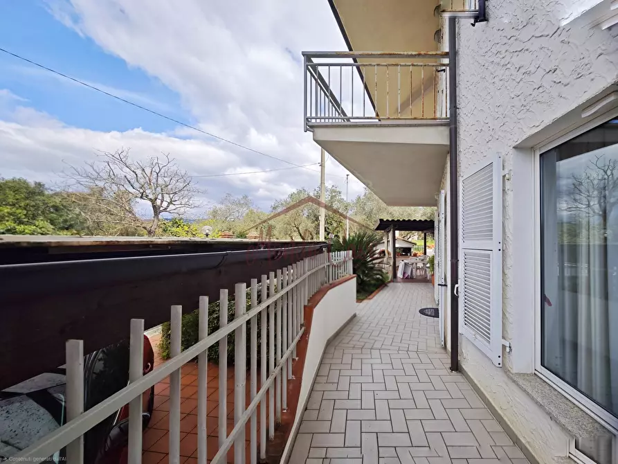 Immagine 57 di Porzione di casa in vendita  a Fosdinovo