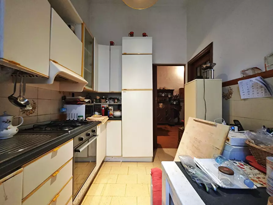 Immagine 46 di Quadrilocale in vendita  in Via Cigala a Sarzana