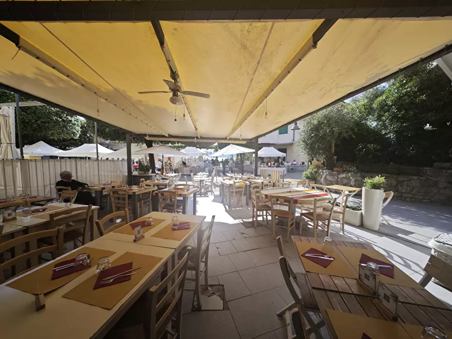 Immagine 23 di Locale commerciale in vendita  in Località Fiascherino 7 a Lerici