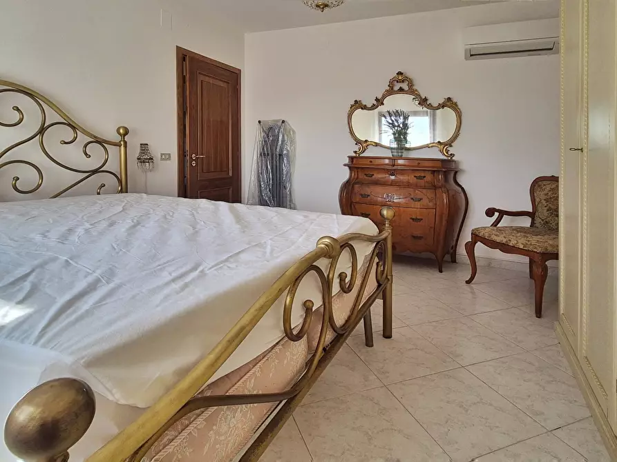 Immagine 13 di Attico in vendita  in Via Cerreti 71D a Santo Stefano Di Magra