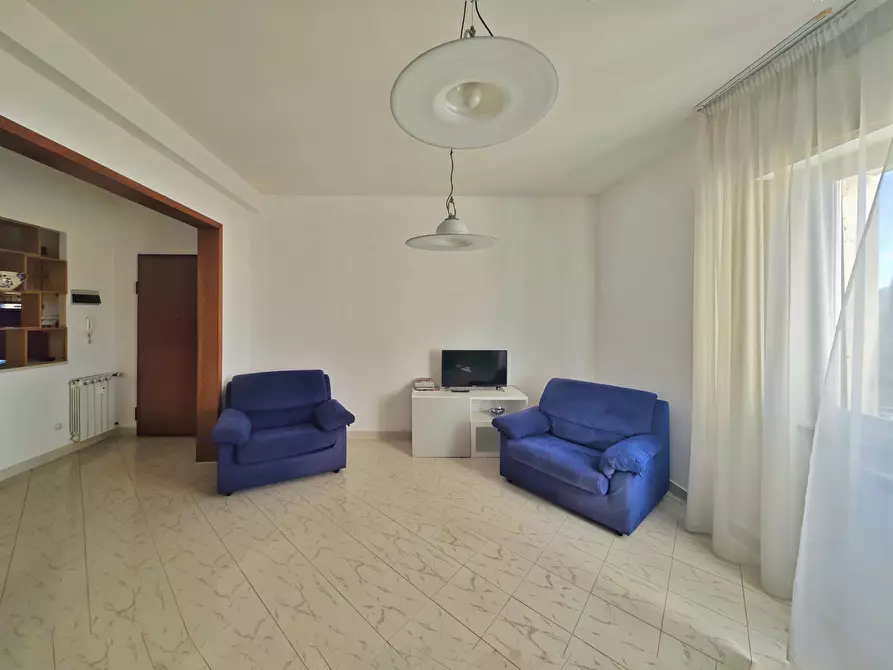 Immagine 9 di Quadrilocale in vendita  in Piazza Giacomo Matteotti 8 a Sarzana