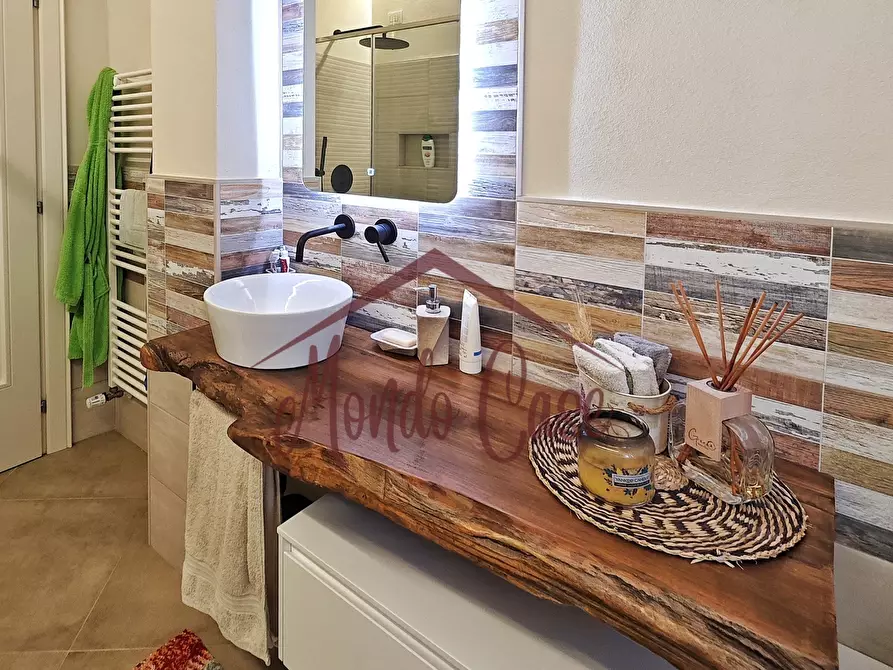 Immagine 61 di Attico in vendita  in Via Bertoloni 2 a Sarzana