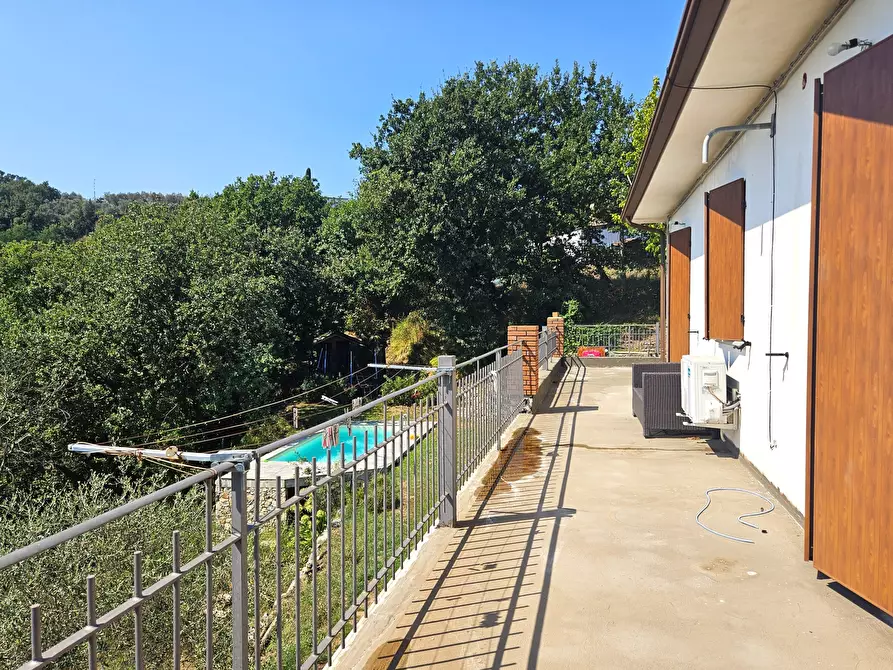 Immagine 49 di Villa in vendita  in Via Luparello 5 a Sarzana