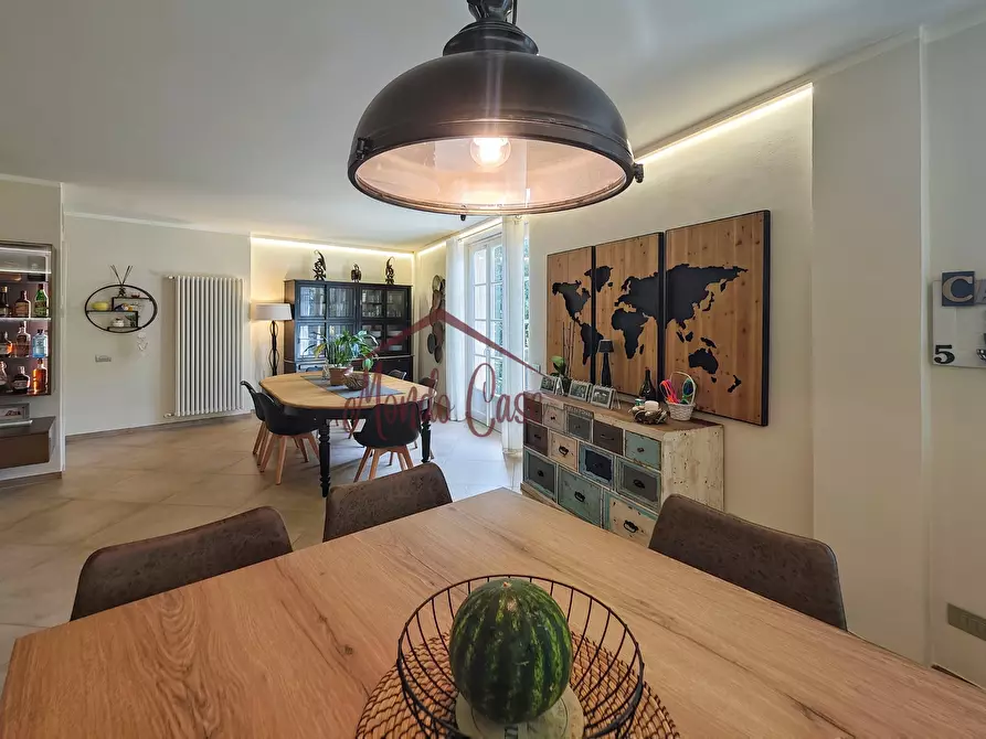 Immagine 17 di Attico in vendita  in Via Bertoloni 2 a Sarzana