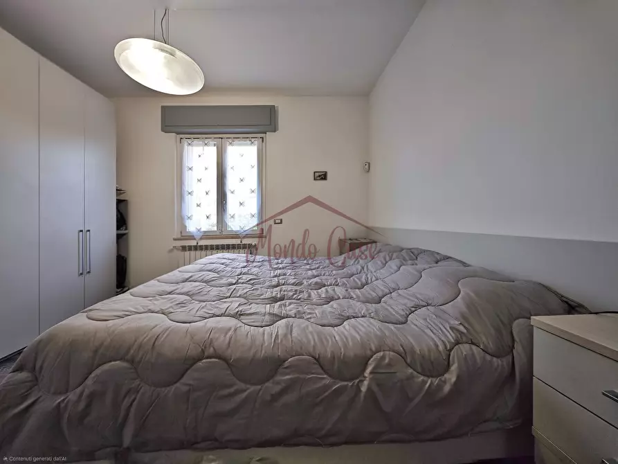 Immagine 18 di Villa in vendita  in Via Provinciale 40 a Castelnuovo Magra