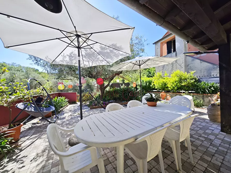 Immagine 6 di Villa in vendita  in Via Canalburo 66 A a Sarzana